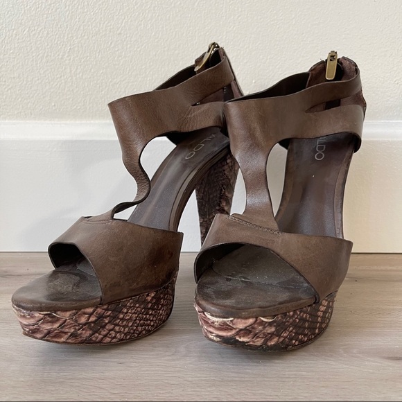 Aldo Brown Leather Open-Toe T-Strap Platform Heels - Picture 5 of 5